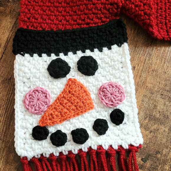 Snowman Pocket Scarf Crochet Pattern